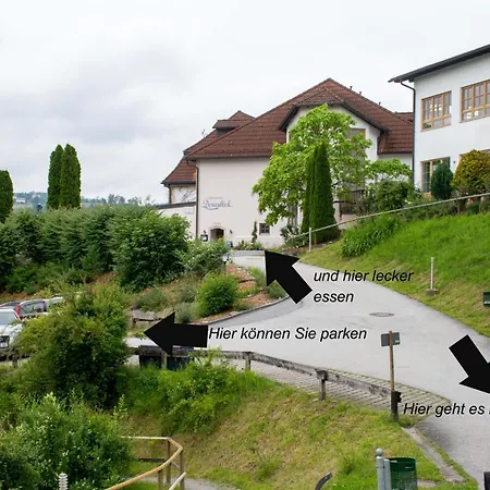 Geschmackvolles Am Donauradweg * 오베른첼